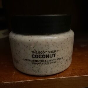 THE BODY SHOP® COCONUT
EXOLIATING GREAM BODY SCRUB 
- 8.5oz - HOT SELLER